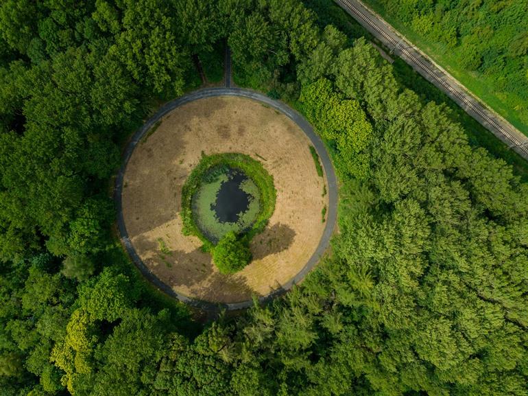 Caterpillar Crater in de buurt van Hill 60, Ieper