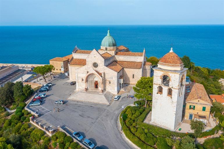 Cattedrale di San Ciriaco, kathedraal van Ancona, Le Marche