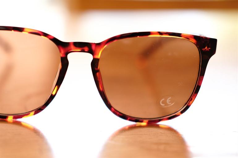 CE-markering op een zonnebril