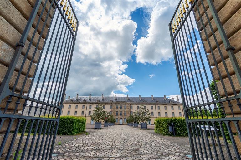 Centre National du Costume de Scene bezoeken in Moulins