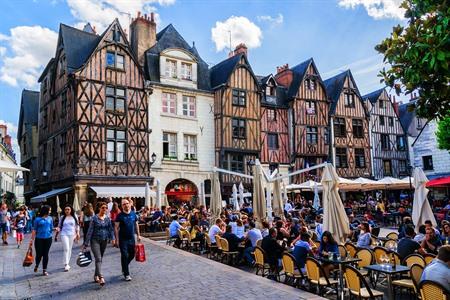 17 mooiste bezienswaardigheden in Tours: wat zeker zien en doen? 