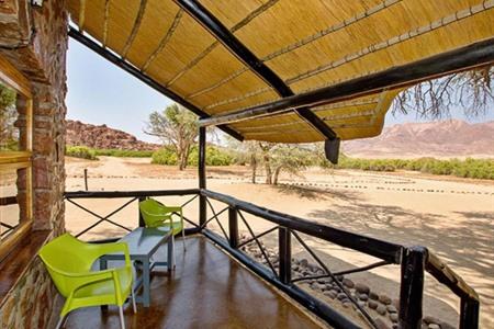 Chalet boeken bij Brandberg White Lady Lodge