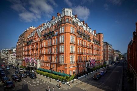 Claridge's in Maybourne boeken