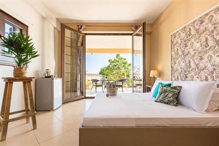 Color Villa - South Paradise in Vuno