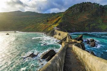 Costa de Vizcaya-Gaztelugatxe-