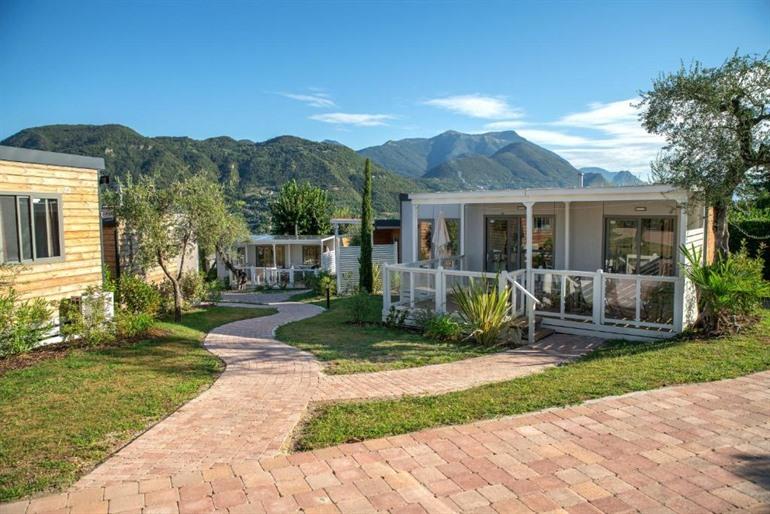 Cottage boeken bij Weekend Glamping Resort in de baai van Salò