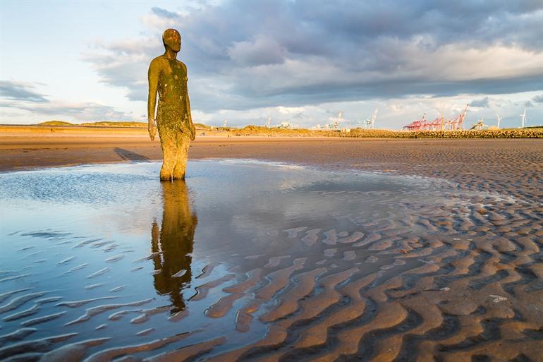 Crosby Beach, in de buurt van Liverpool