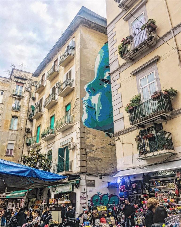 Cucù..Tetè van Diavù, Napels