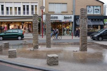 Dansende Stenen op het Franklin Rooseveltplein in Ronse