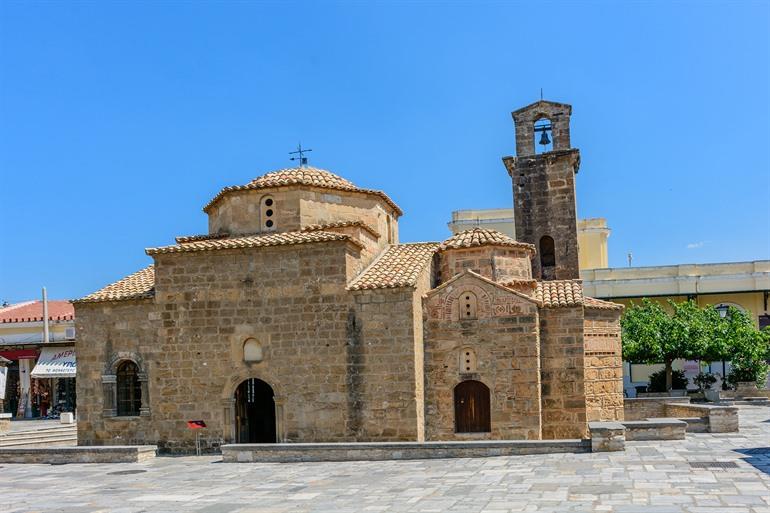 De Agioi Apostoloi-kerk, Kalamata