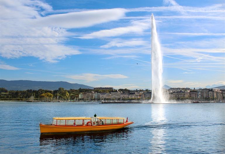 De bekende fontein Jet d'Eau in Genève