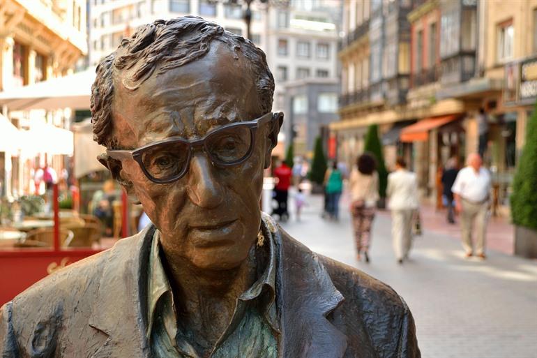 De bronzen standbeelden van Oviedo: Woody Allen