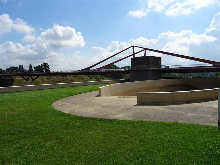 De Brug Vroenhoven belevingscentrum in Riemst, Maasland