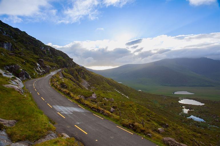 De Conor Pass, hoogste bergpas van Ierland