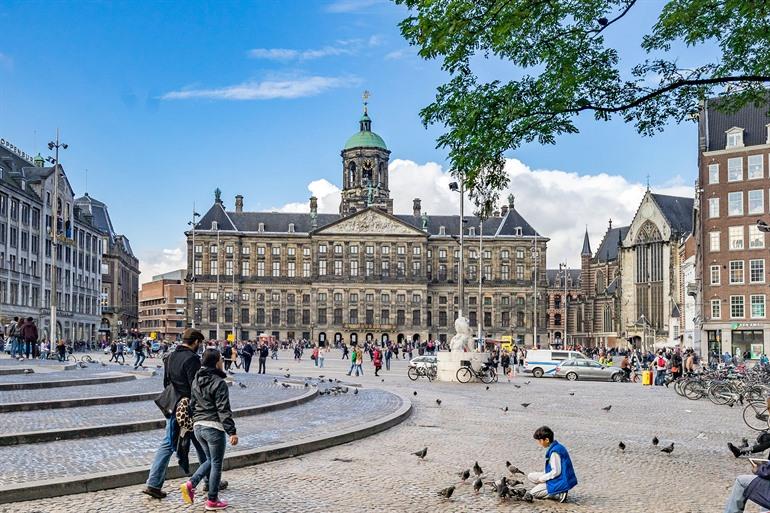 De Dam, het centrale plein van Amsterdam