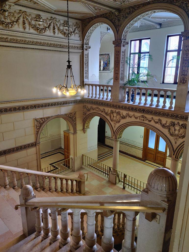 De Eretrap in de Wintertuin van de Ursulinen