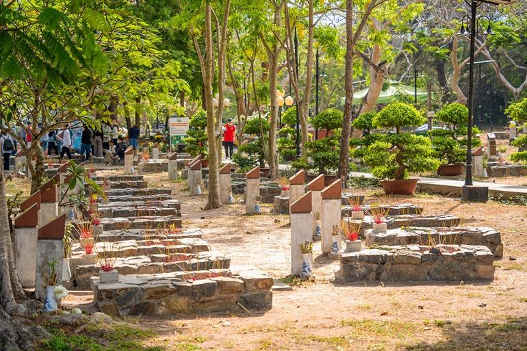 De Hang Duong begraafplaats, Con Dao