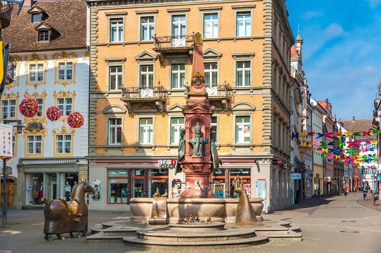 De Kaiserbrunnen op het oude marktplein, Konstanz