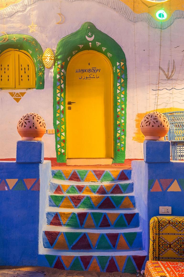 De kleurrijke huizen van de Nubische dorpen