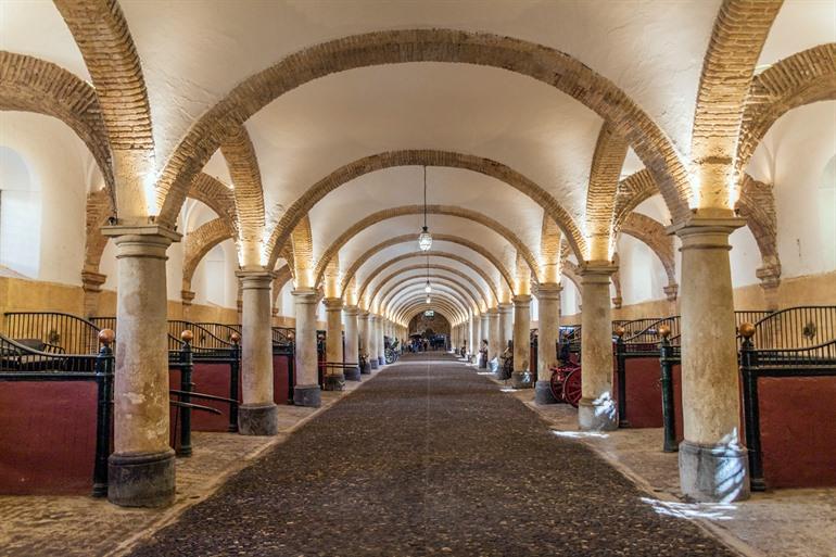De koninklijke paardenstallen van Córdoba