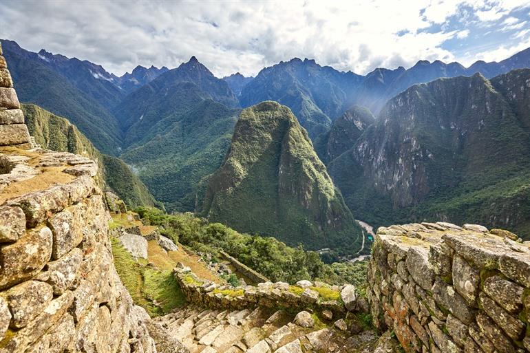 De prachtige bergomgeving rond Machu Picchu