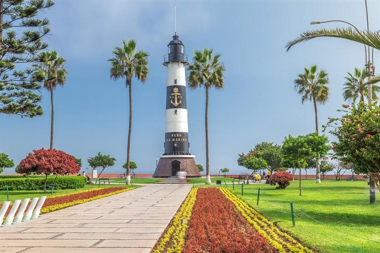 De vuurtoren in het park van Miraflores