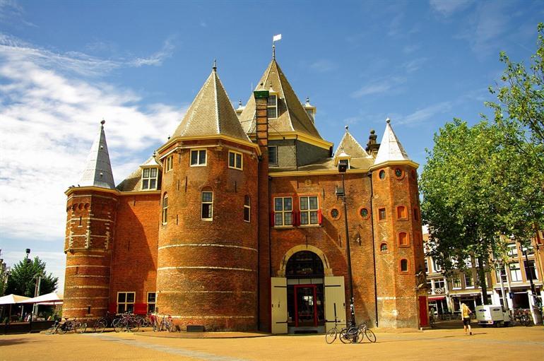 De Waag