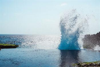 Devil’s Tears op Nusa Lembongang, Bali