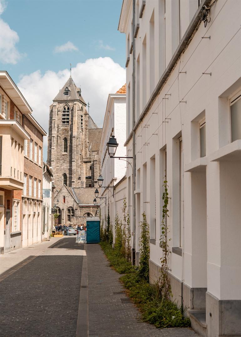 Door de steegjes in Kortrijk