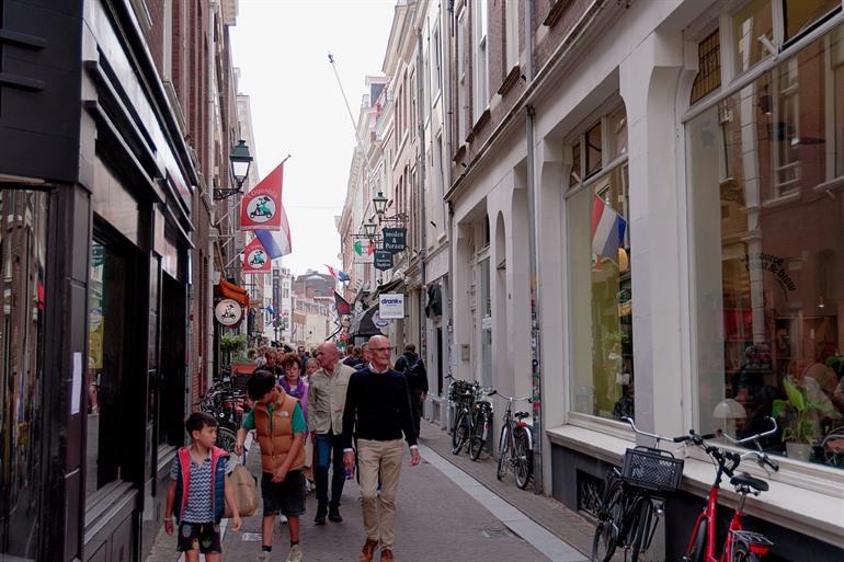 Door de winkelstraten van Den Haag