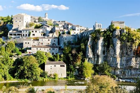 Dorpje Balazuc in de Ardèche, Frankrijk