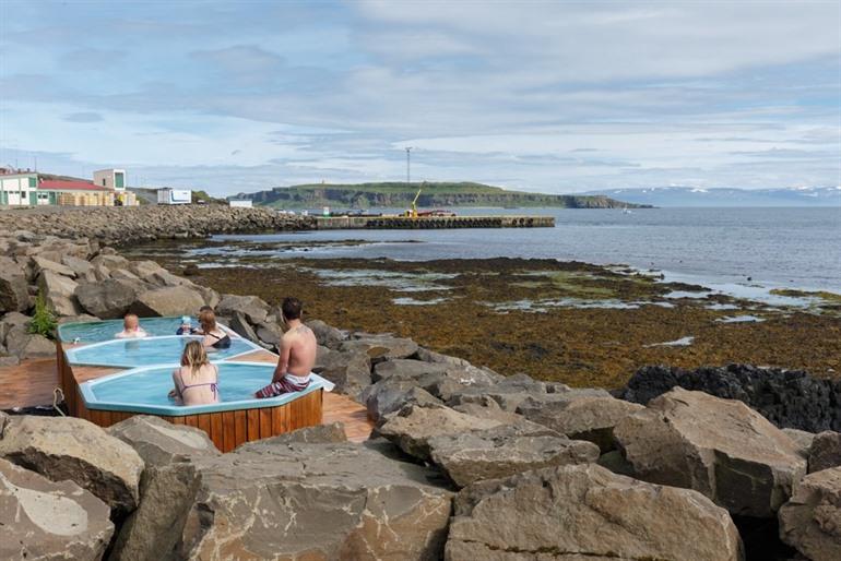 Drangsnes hot pots en warmwaterbaden