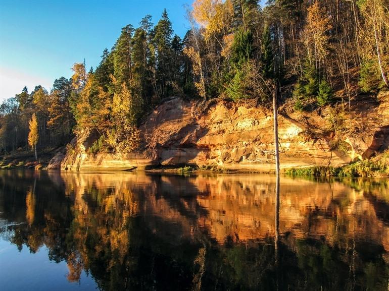 Duivelsgrot van Nationaal park Gauja bezoeken, Letland