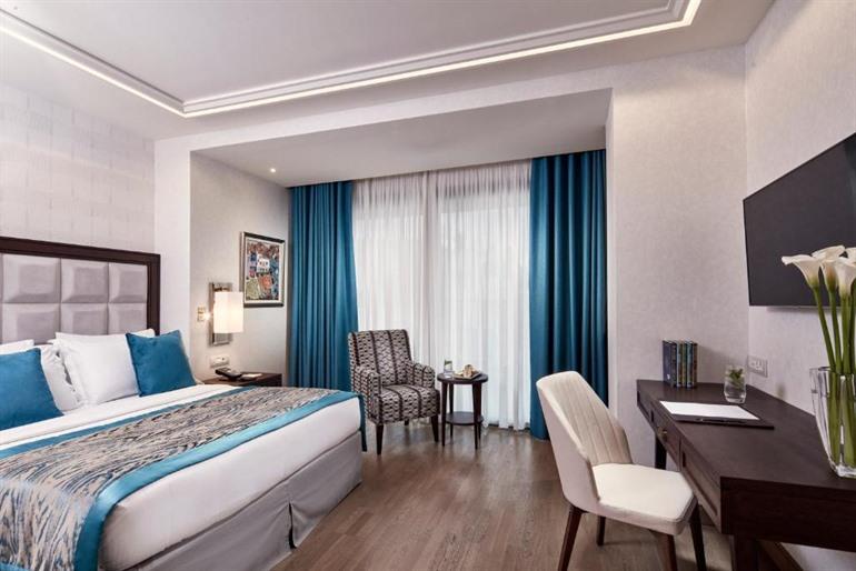 Electra Metropolis boeken