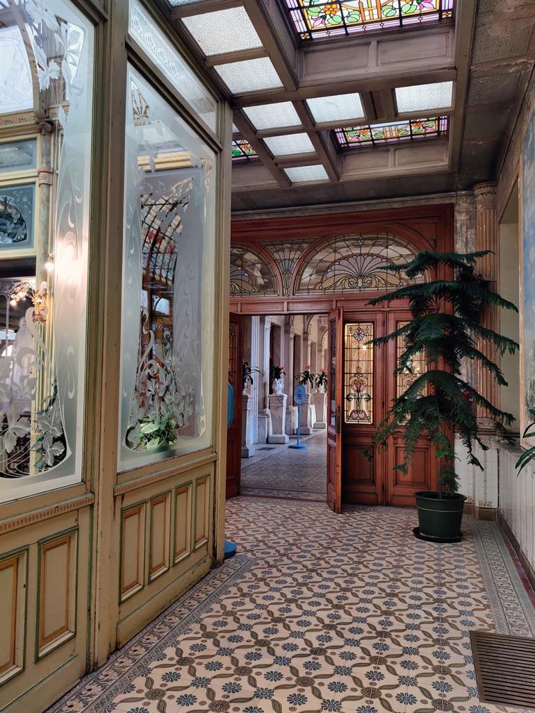 Empiregang in de Wintertuin Ursulinen