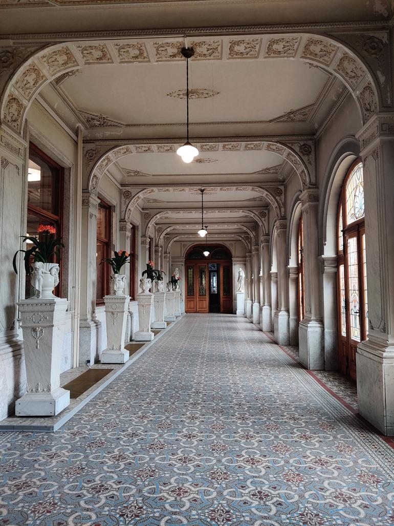 Empiregang in de Wintertuin van de Ursulinen