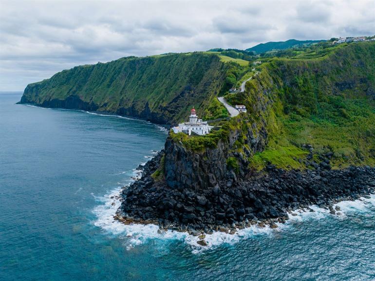 Farol do Arnel, vuurtoren nabij Nordeste