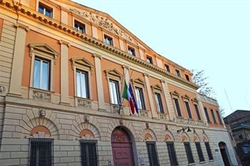 Ferrara, palazzo scola camerini