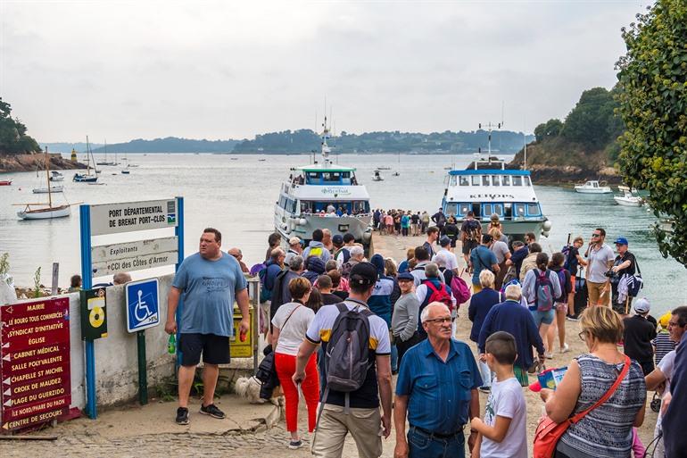 Ferry naar Île de Bréhat nemen, Bretagne