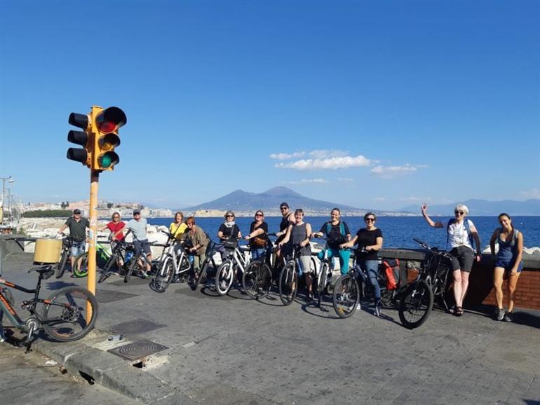 5 x fietstours in Napels Ontdek Napels op de fiets