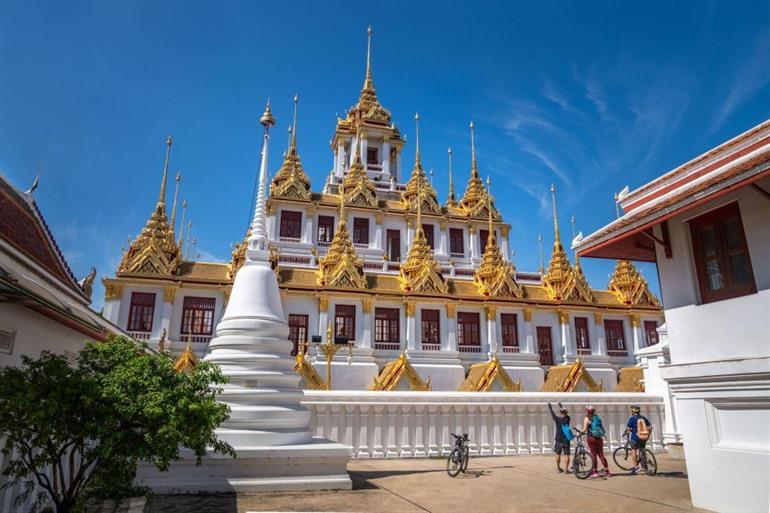 Fietstocht door historische buurten van Bangkok boeken