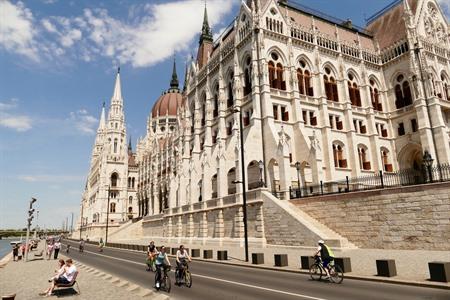 Fietstour met Nederlandstalige gids in Boedapest