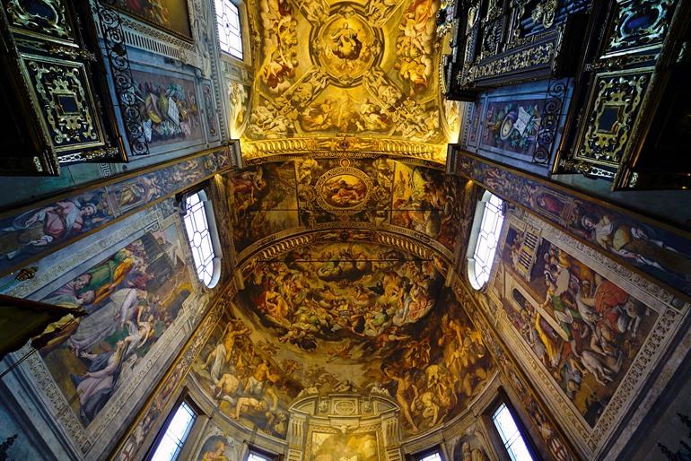 Fresco's in Basilica di San Prospero, Reggio Emilia