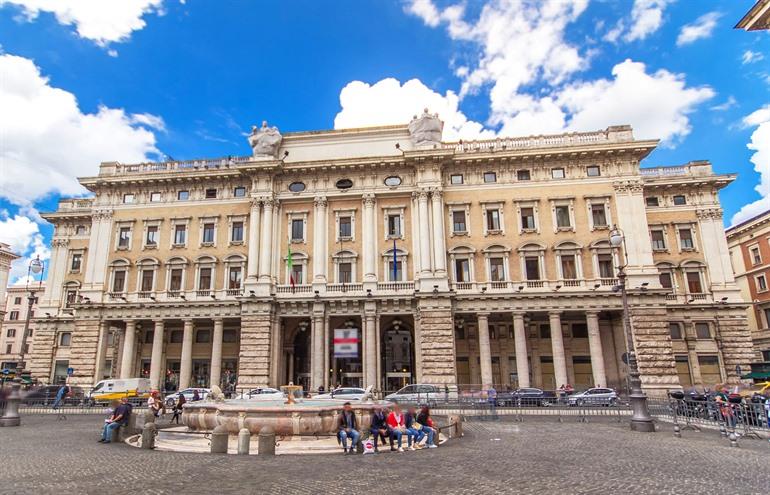 Galleria Alberto Sordi, het enige winkelcentrum in Rome