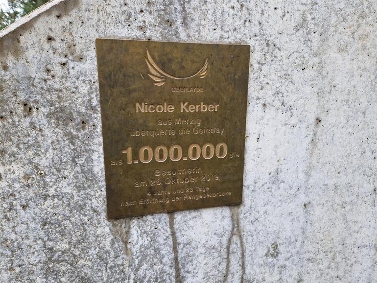 Geierlay hangbrug oversteken