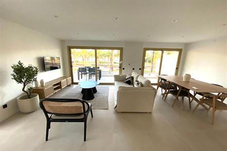 Geniet van een verblijf in Acacias Suites Apartments in Salou