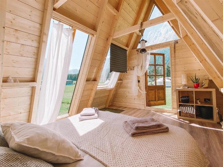 Gezellige glampingtent of yurt boeken bij Hobo Camping in Courmayeur