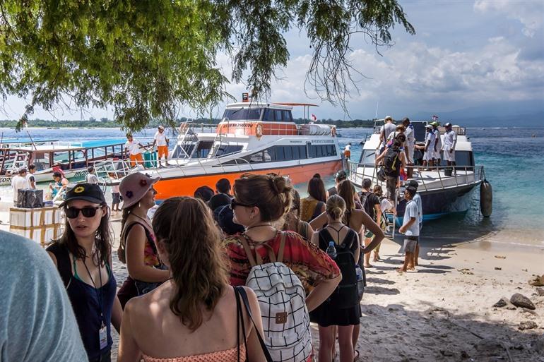 Gili Ferry