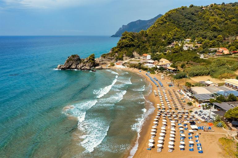 Glyfada Beach op Corfu
