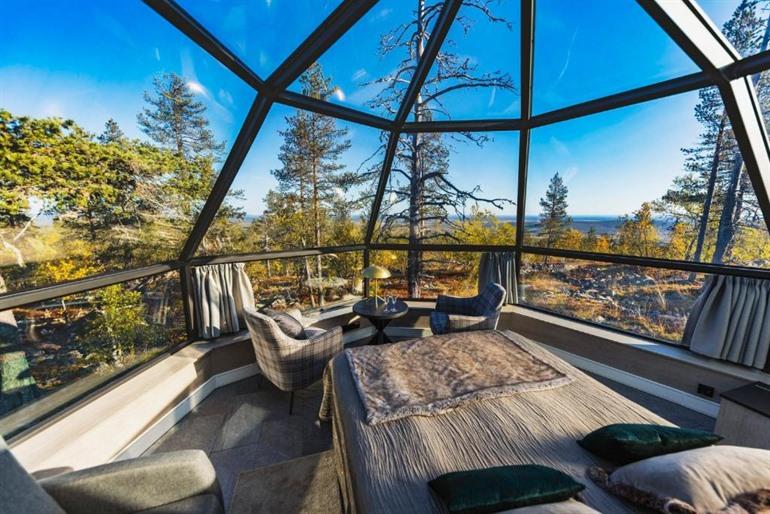 Golden Crown Levin Iglut boeken